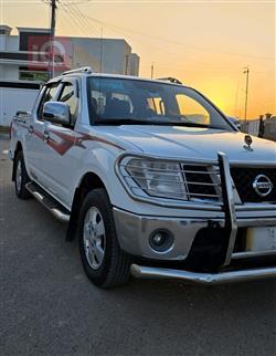 نيسان نافارا